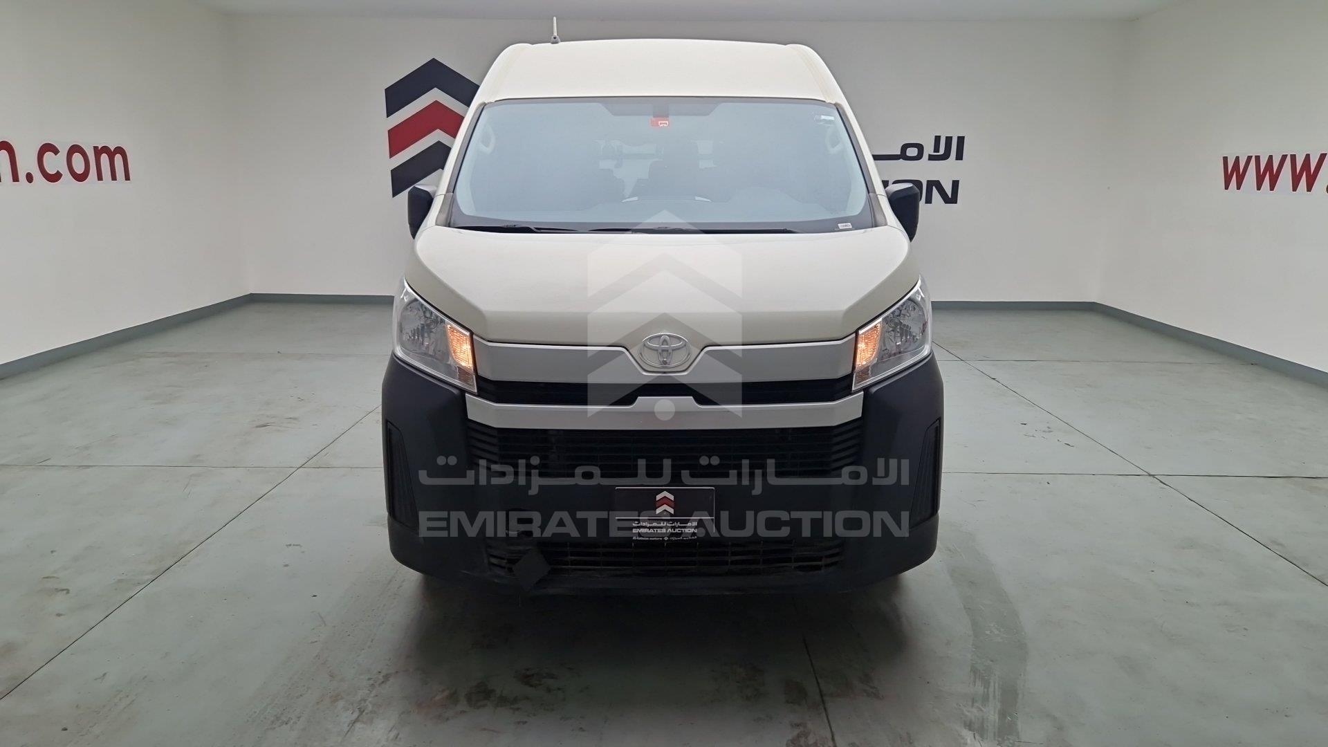 JTGHN9CP3P6020917 - 2023 Toyota Hiace - #undefined
