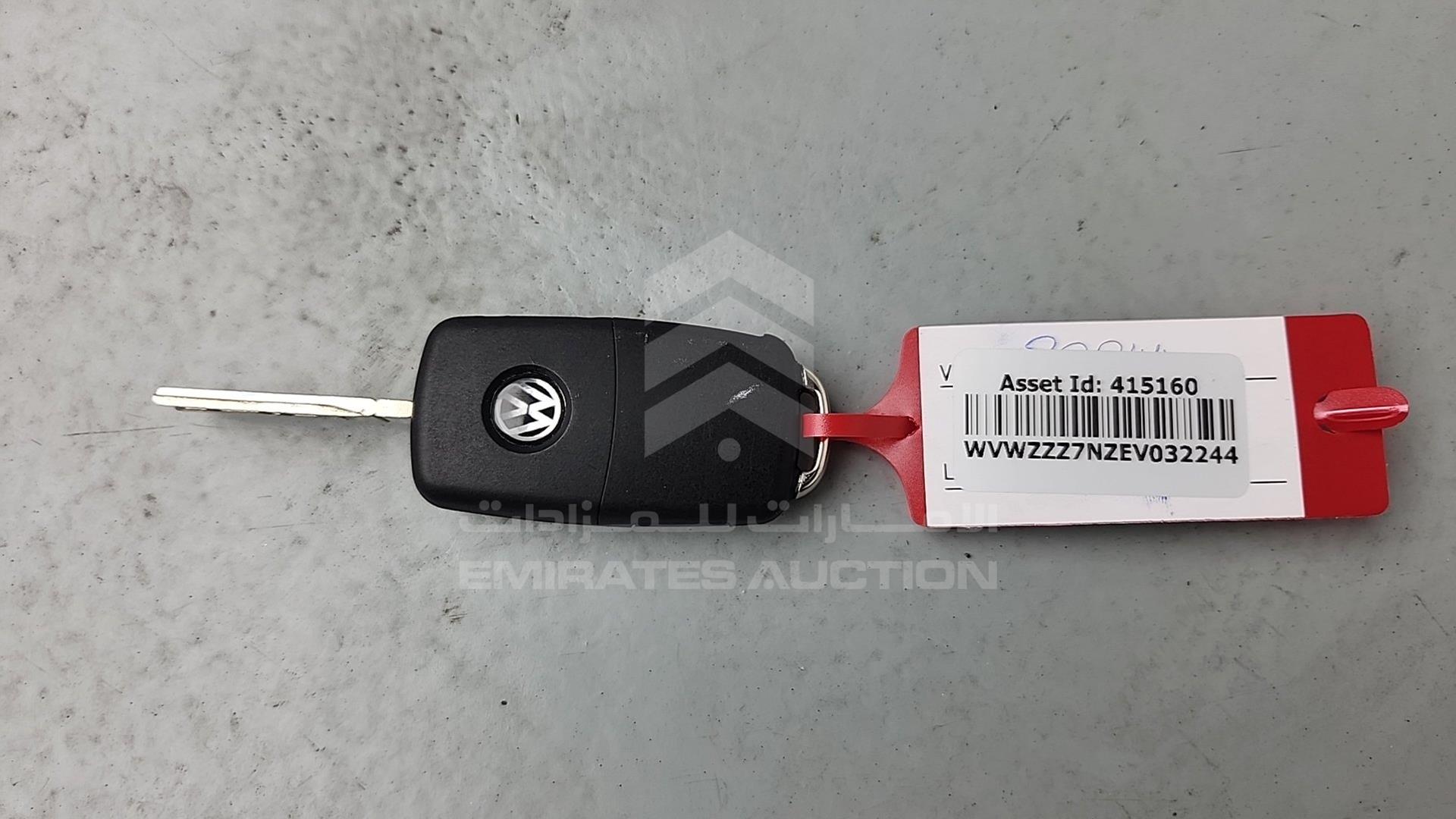 2016 VOLKSWAGEN SHARAN VIN: WVWZZZ7NZEV032244