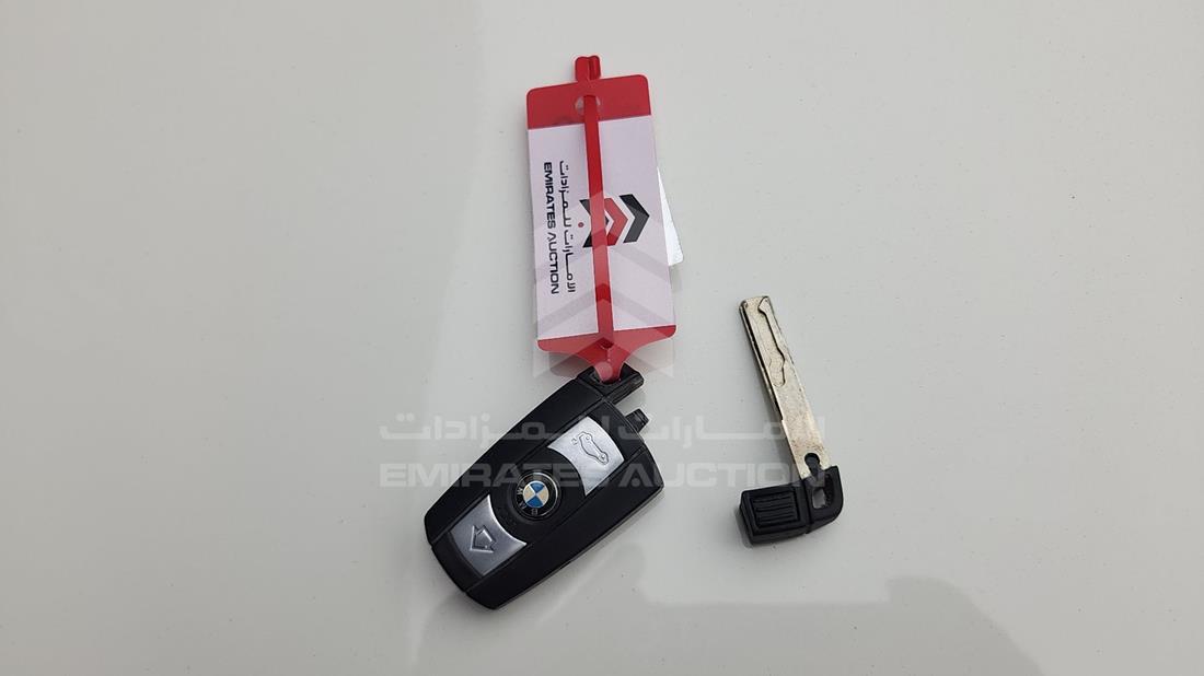 2010 BMW X6 — Keys — Photo 4