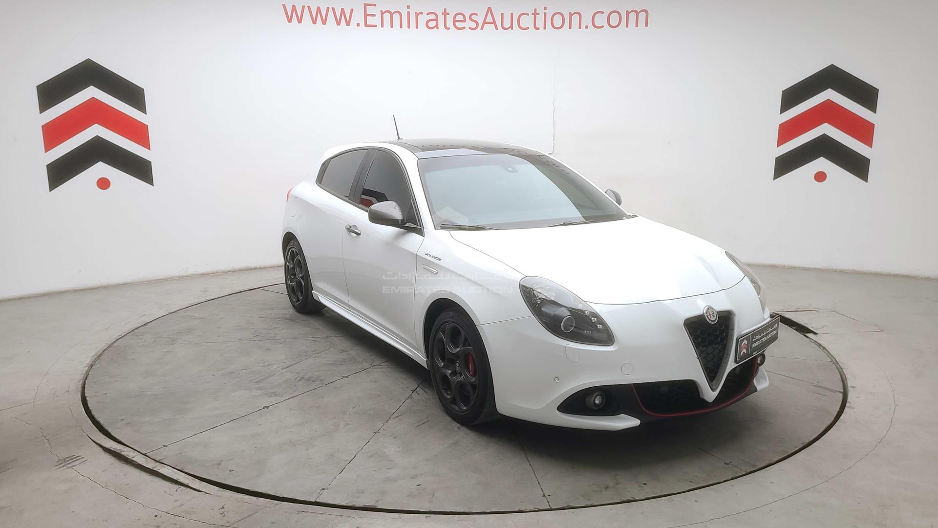 2019 ALFA ROMEO GILULIETTA VIN: ZARCABC45K7510929