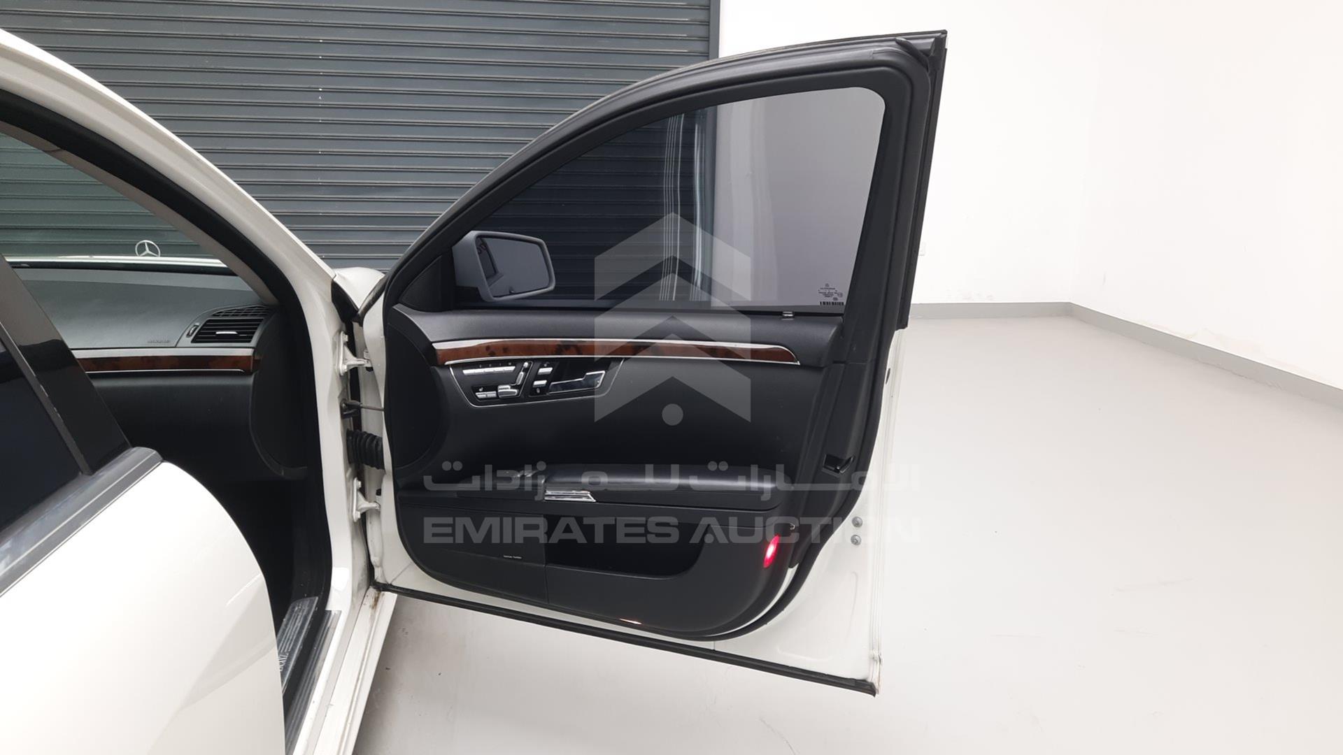 2008 MERCEDES S 550 VIN: WDD2211711A094138