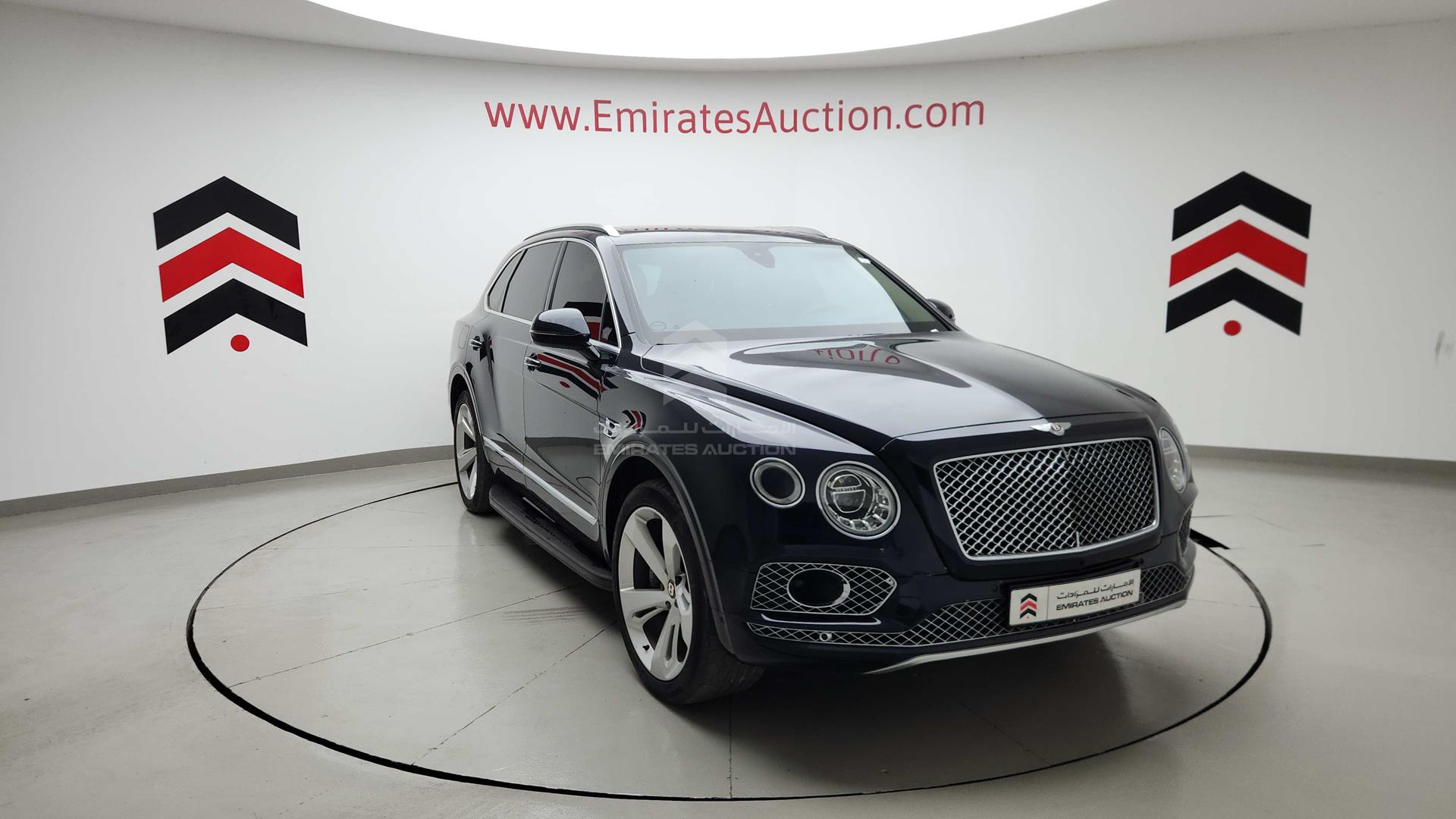 2020 BENTLEY BENTAYGA VIN: SJAAL1ZV6LC030267