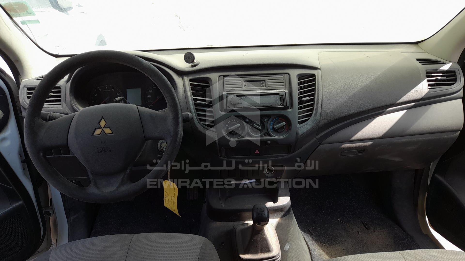 2016 MITSUBISHI L 200 VIN: MMBJNKJ40GH072467