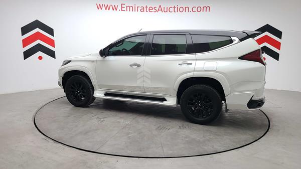 MMEMC71X6KH011440 Mitsubishi Montero