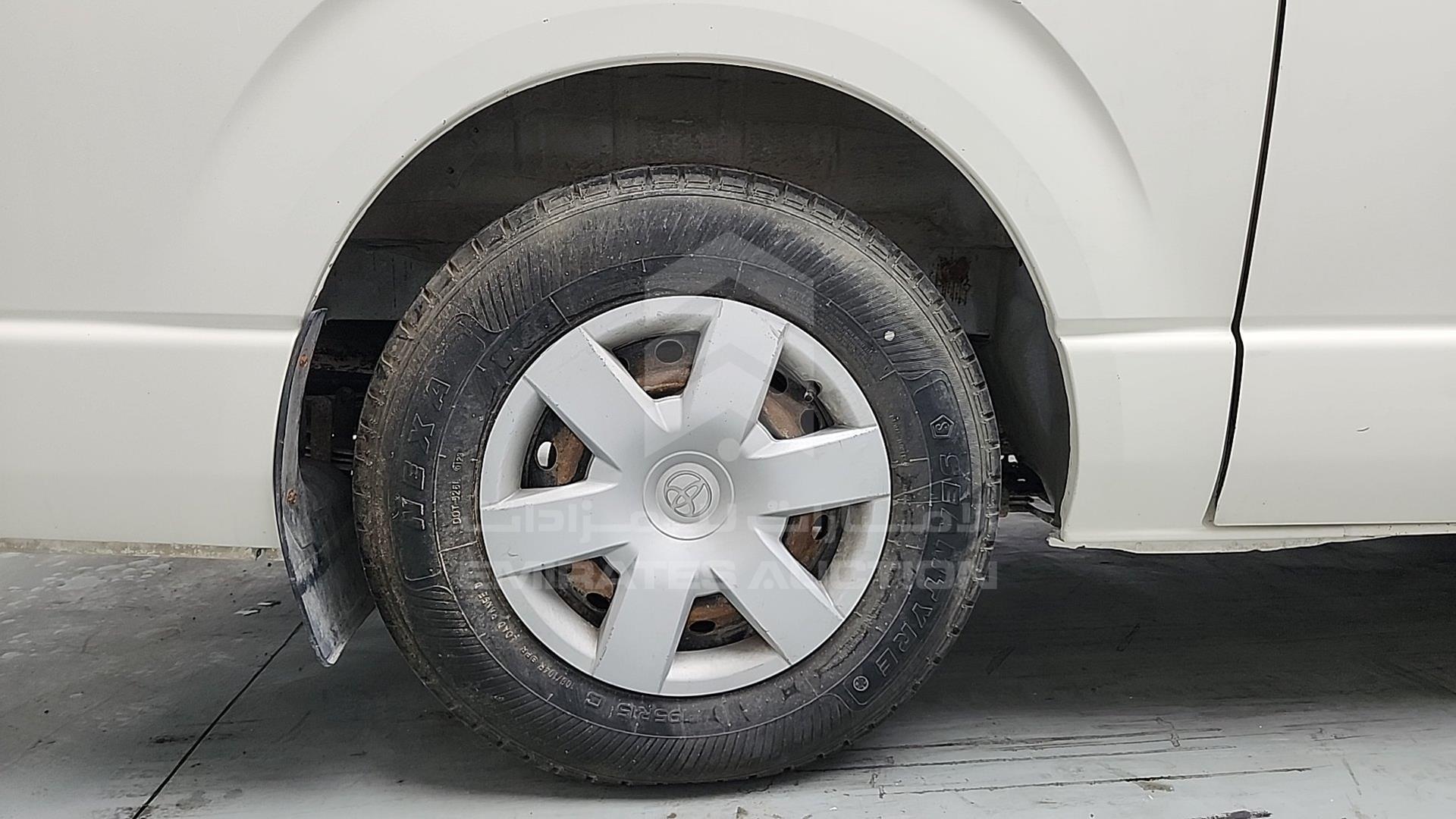 2015 TOYOTA HIACE VIN: JTGRX12P8F8046479