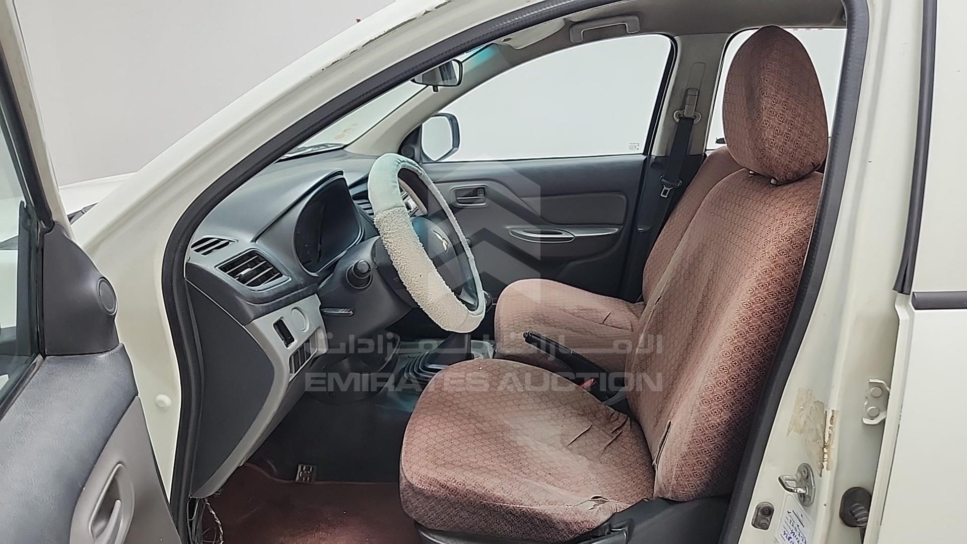 2016 MITSUBISHI L 200 VIN: MMBJNKJ40GH007928