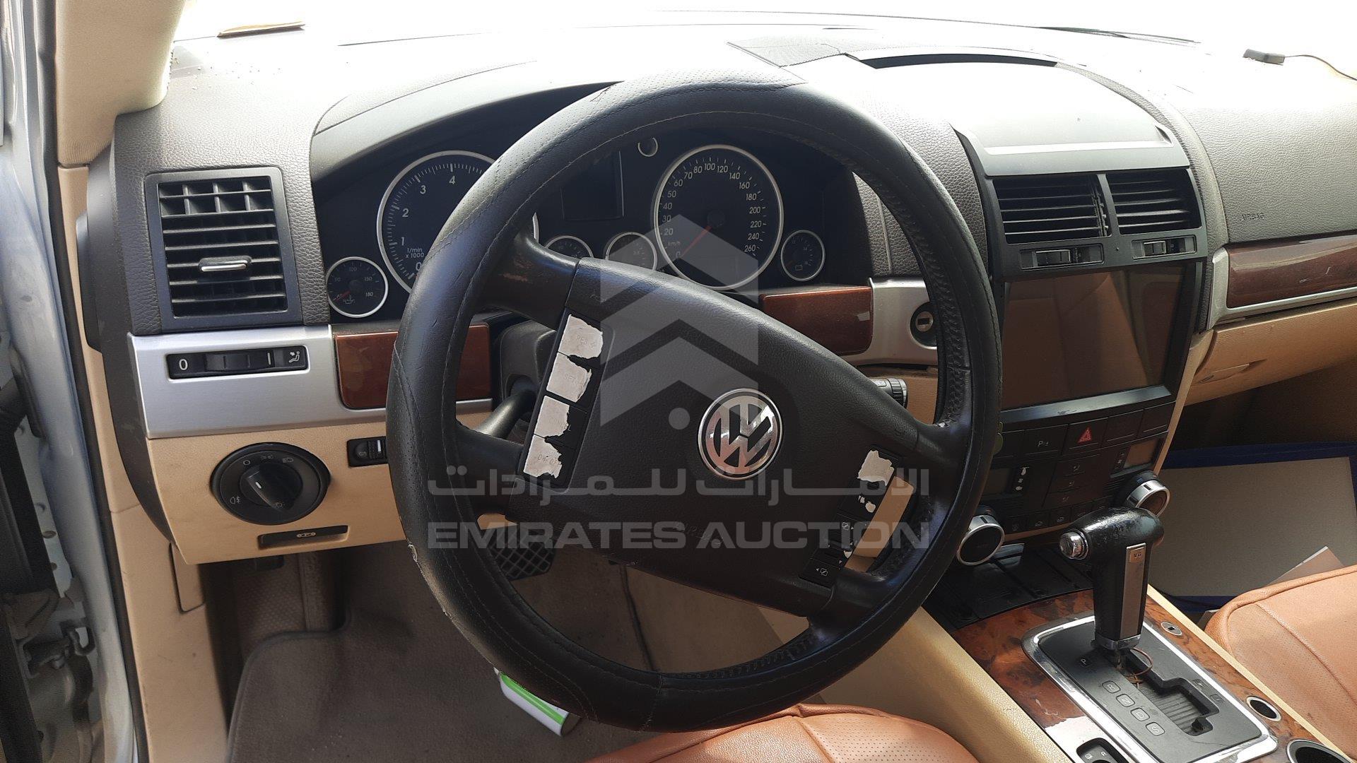 WVGAE27L06D048337 - 2006 Volkswagen Touareg - #353928