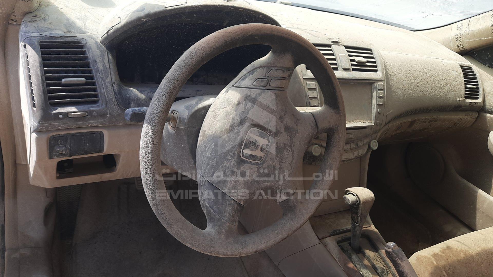 2004 HONDA ACCORD VIN: JHMCM56774C413393