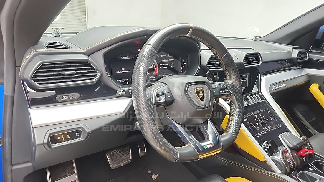2021 Lamborghini Urus — Front Left Driver Dashboard View — Photo 14