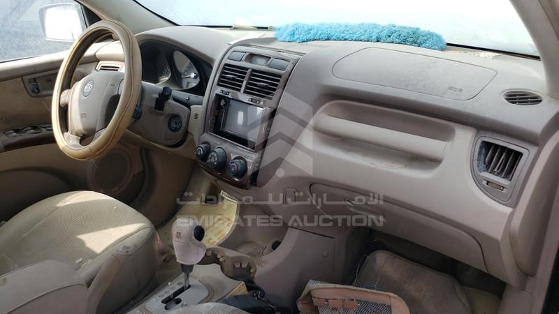 VIN: KNAJE553X67297006 Auction: EmiratesAuction Lot: 405242 VIN: KNAJE553X67297006 Kia Sportage 2006 -- Photo 24