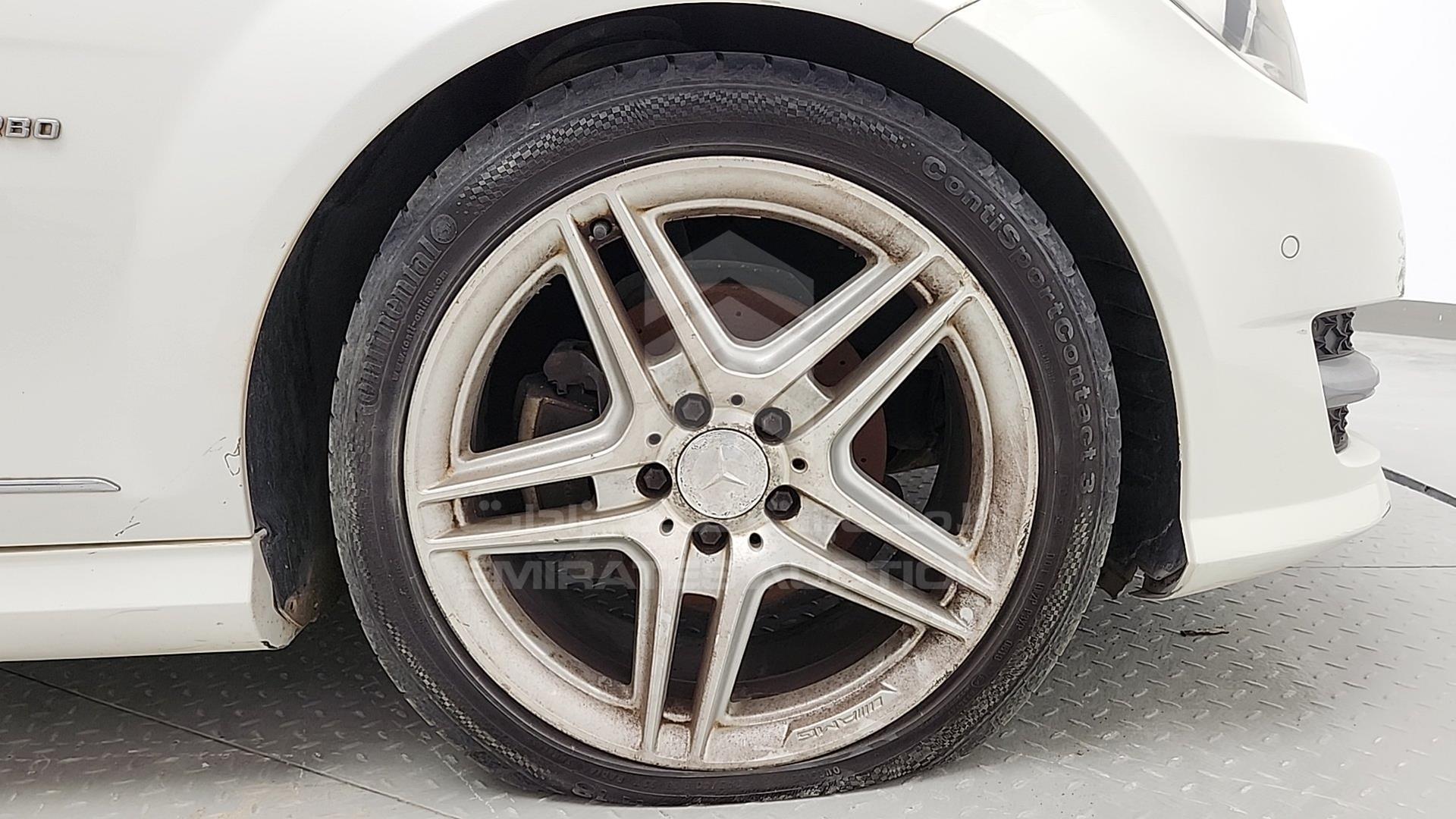 2013 MERCEDES C 200 VIN: WDDGF4JB8DA824113