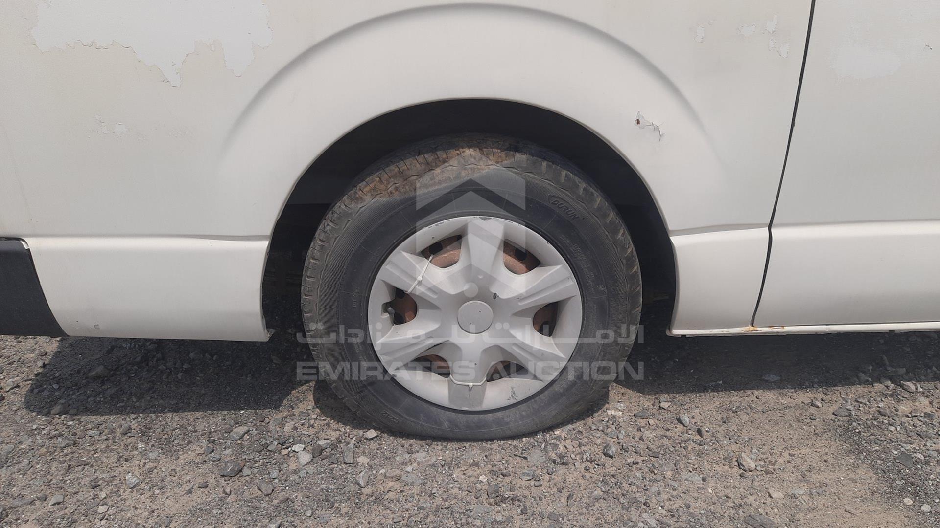 2009 TOYOTA HIACE VIN: JTFHX02P490041972