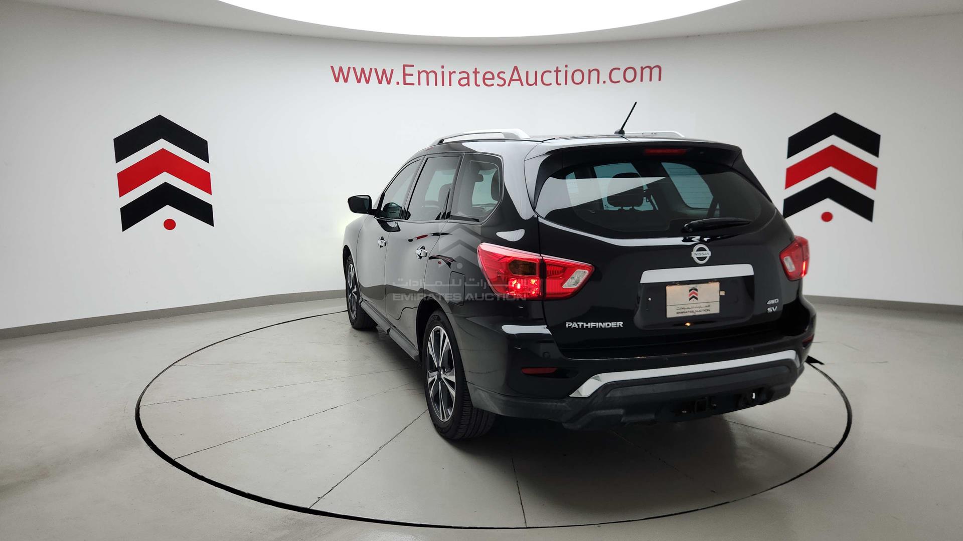 2018 NISSAN PATHFINDER VIN: 5N1DR2M52JC600894