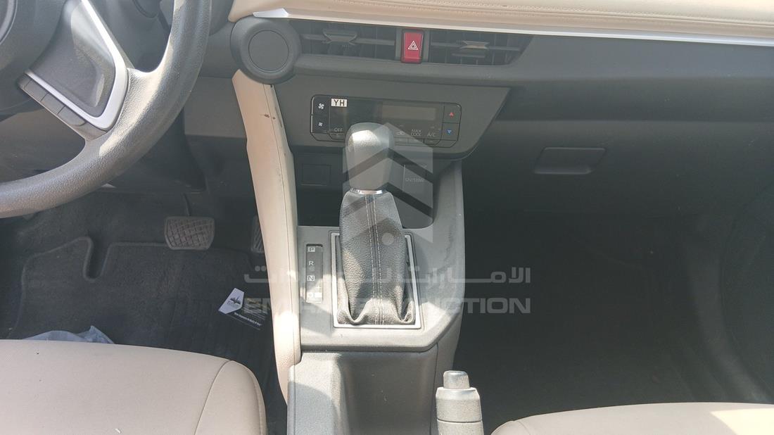 تويوتا ياريس 2023 — زاوية ناقل الحركة — صورة 17