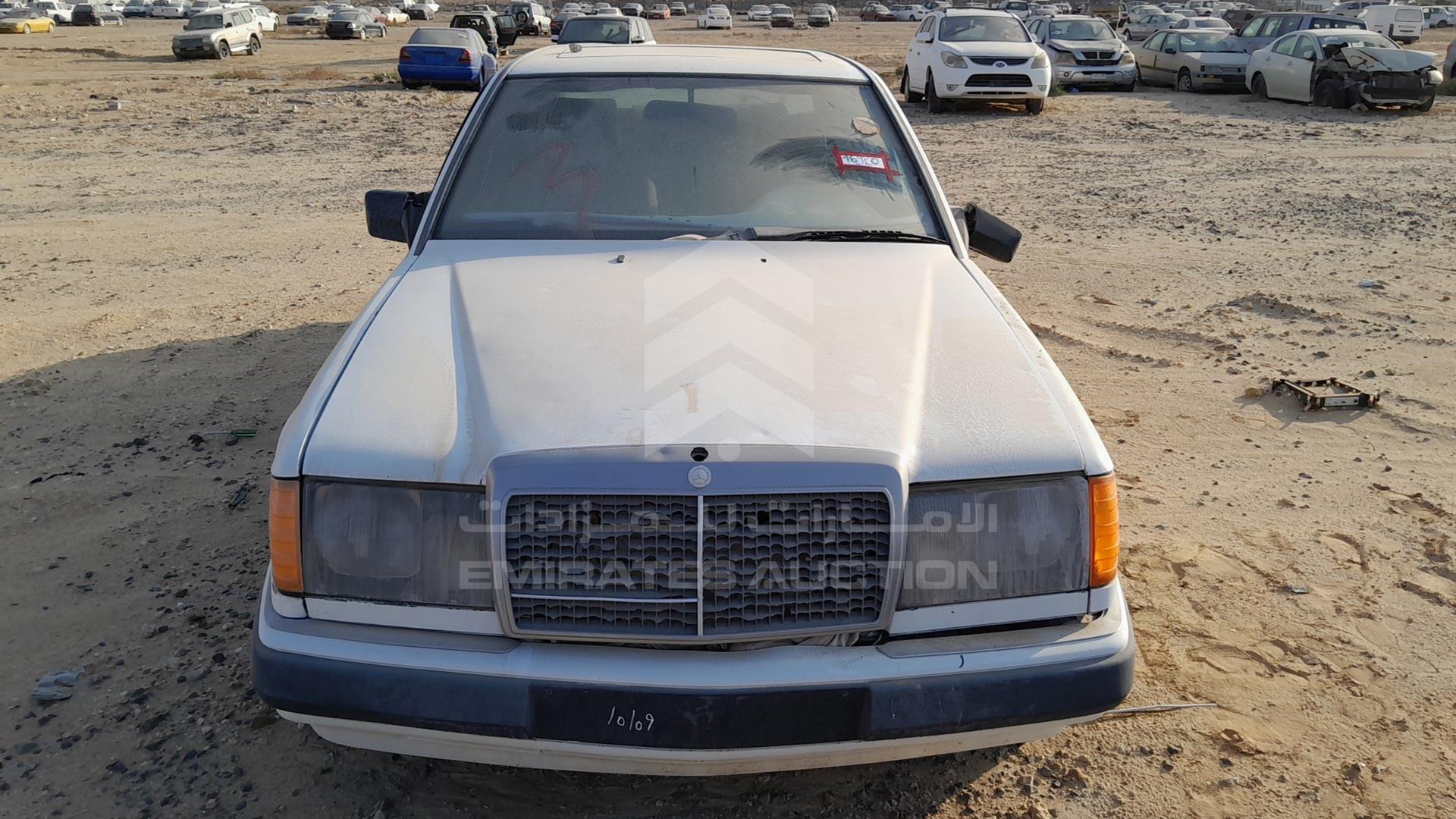 0 MERCEDES E 300 VIN: WDB1240301A473378