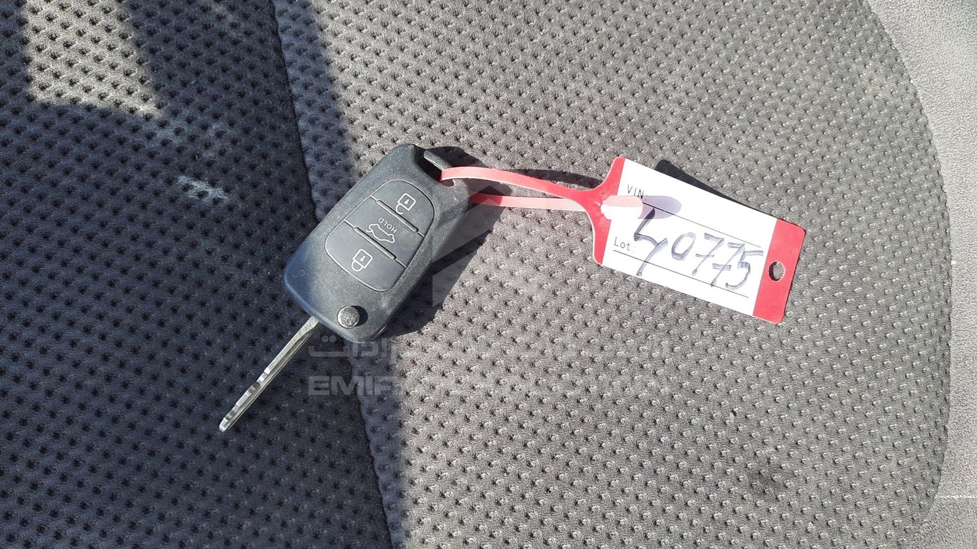 2011 KIA CERATO VIN: KNAFW6128B5347350