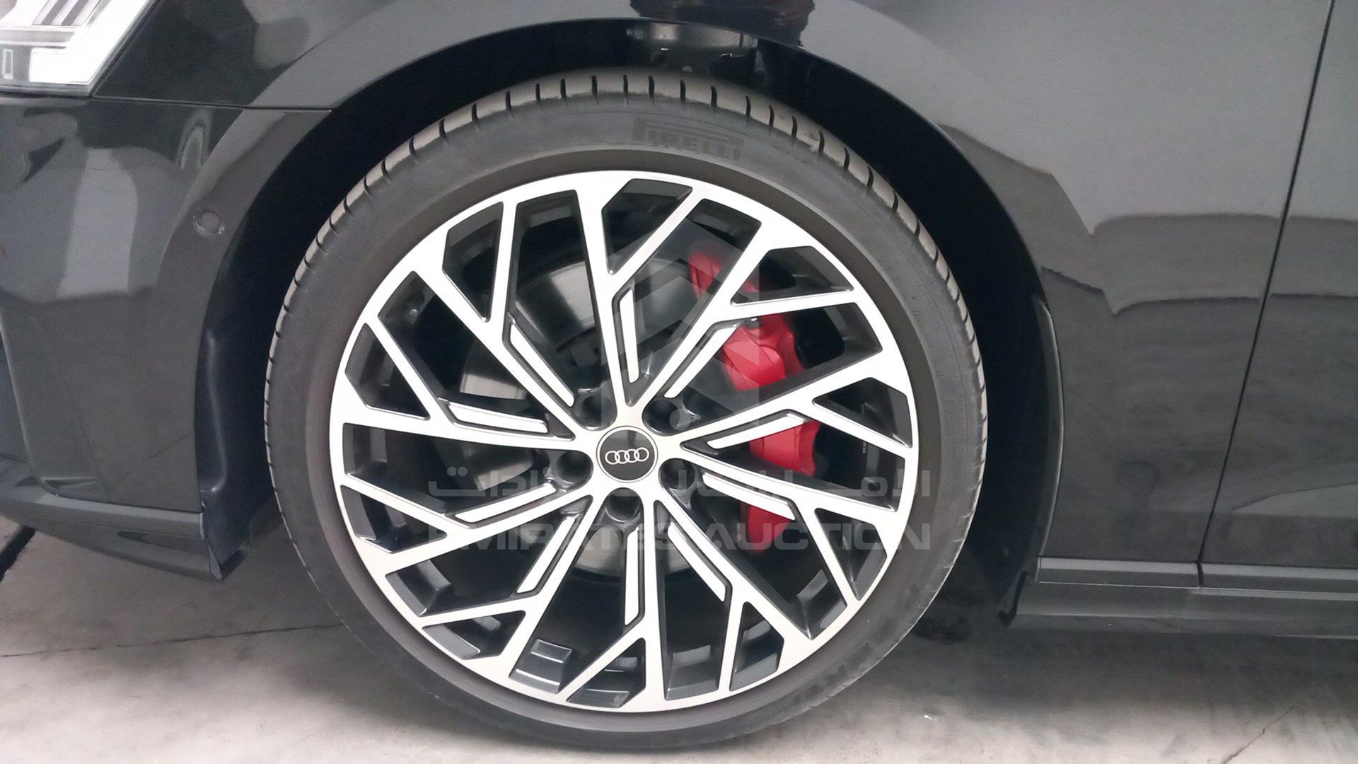 2021 AUDI A8 L VIN: WAUZZZF85MN018708
