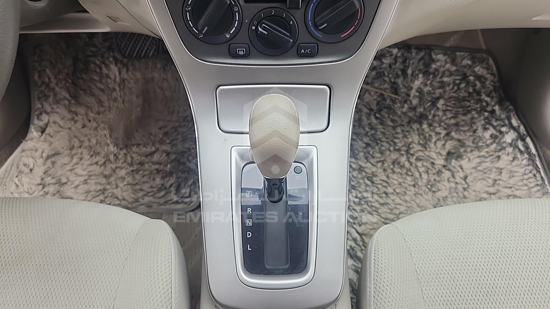 2016 NISSAN TIIDA VIN: MNTBC2C95G6008875