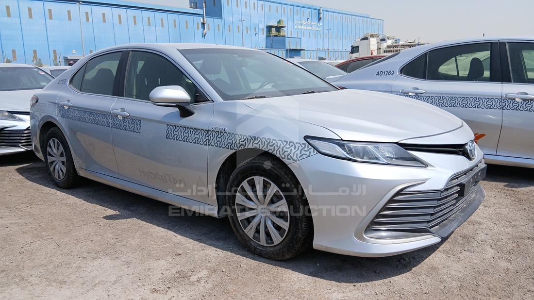 2024 Toyota Camry — Front Right Angle — Photo 9