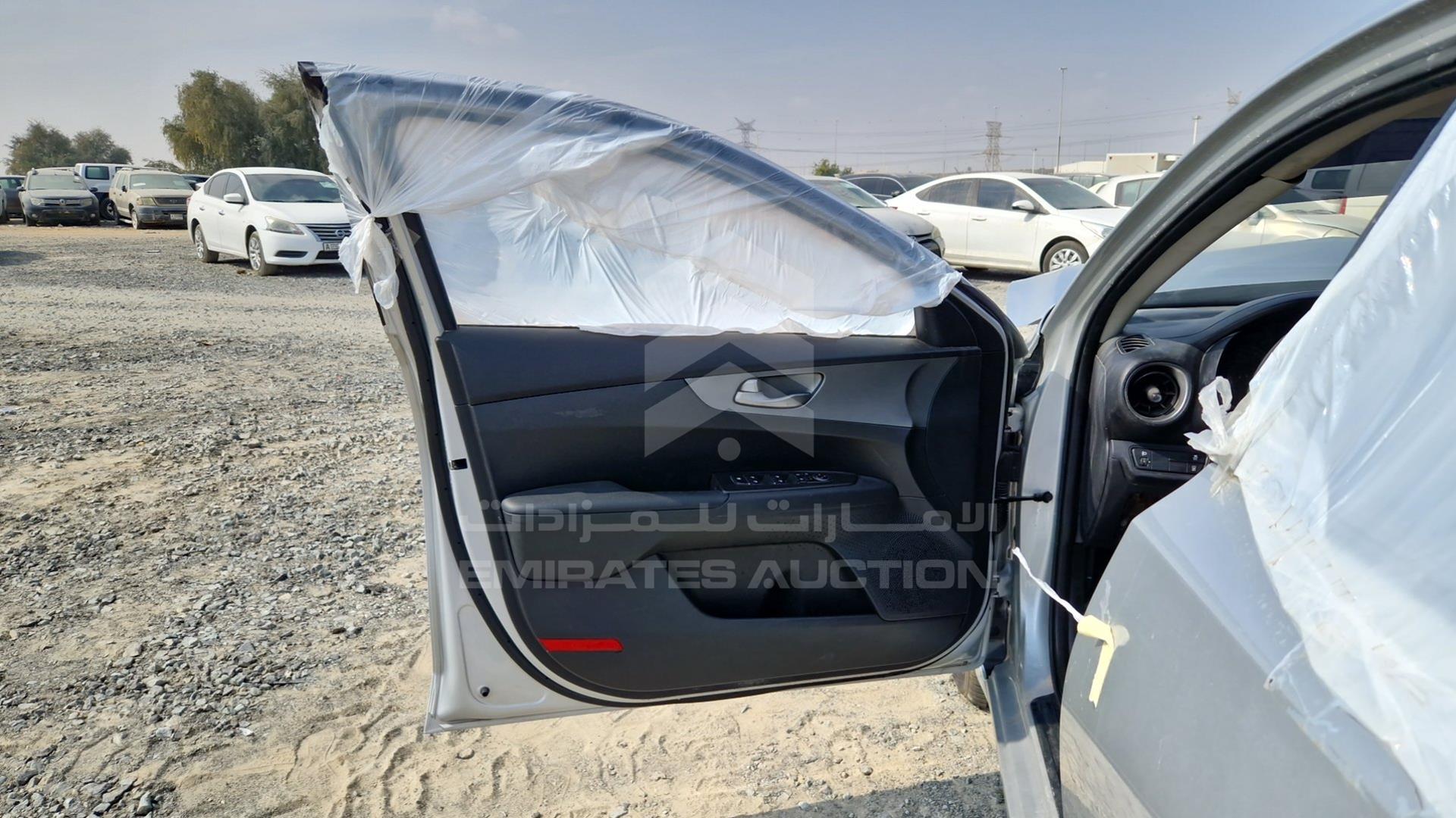 2020 KIA CERATO VIN: KNAF24167L5894176