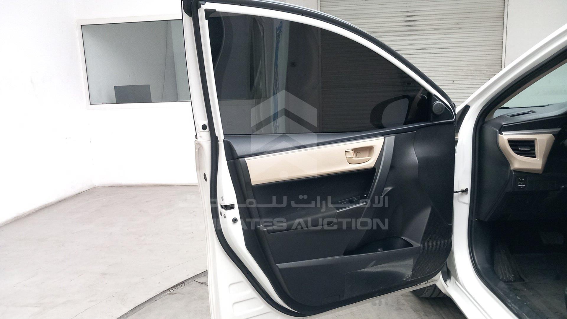 2015 TOYOTA COROLLA VIN: RKLBL9HE8F5243283