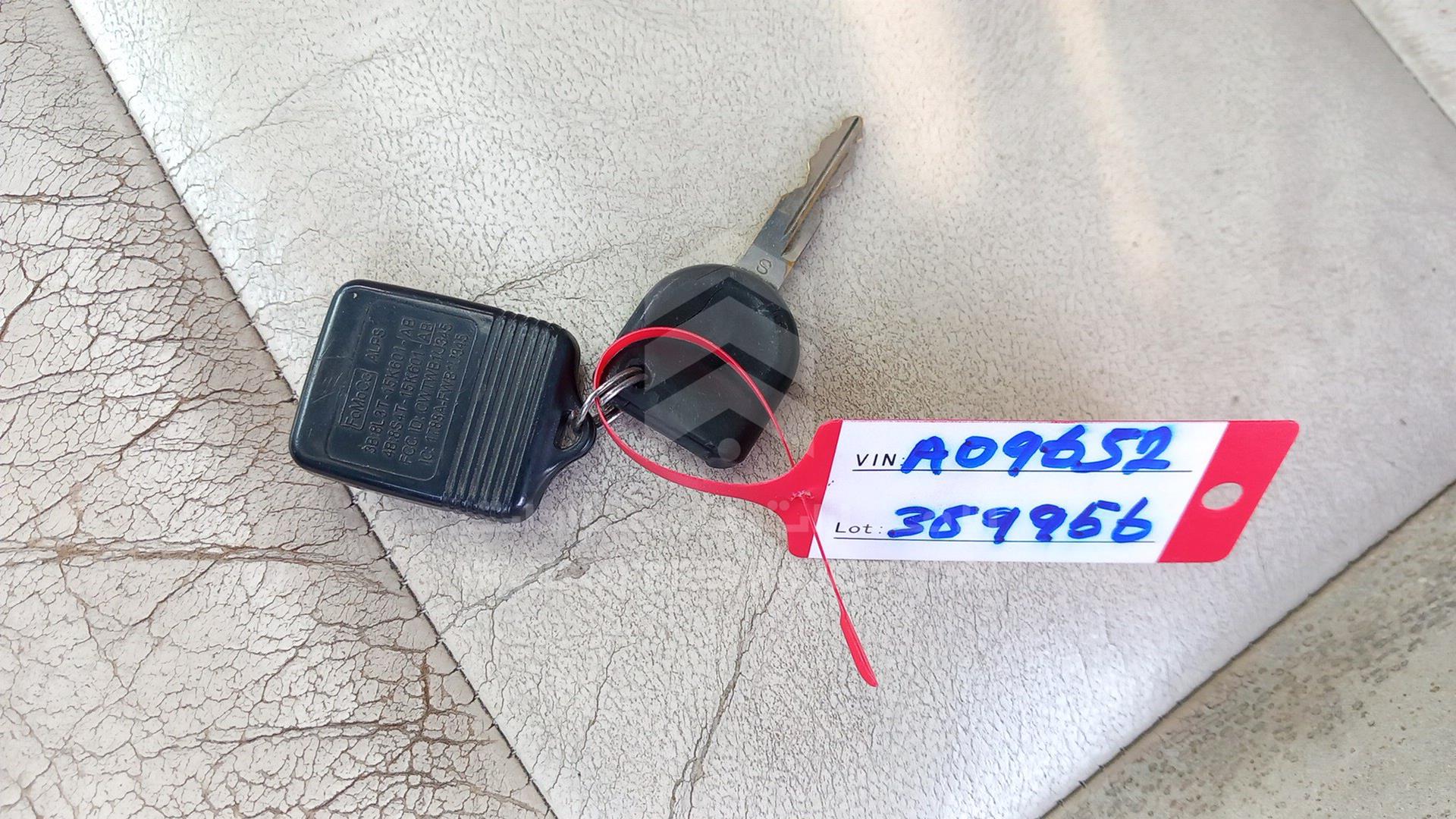 2009 FORD EXPLORER VIN: 1FMEU74E69UA09652