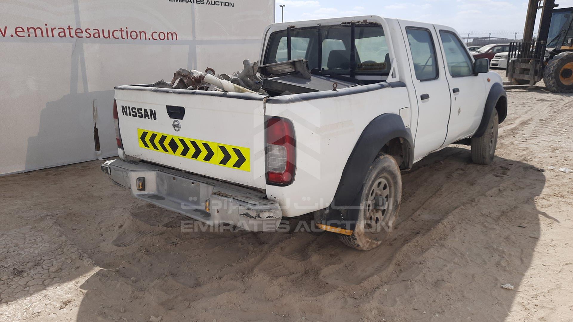 2007 NISSAN 2400 VIN: JN6PD23Y37A780786