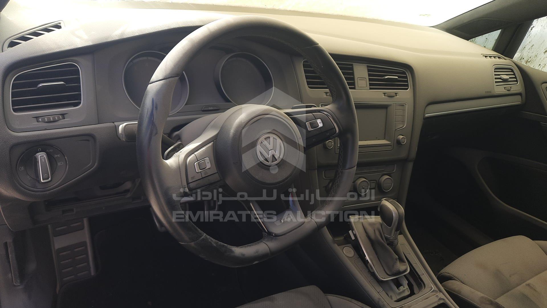2015 VOLKSWAGEN GOLF VIN: WVWGR2AU7FW040048