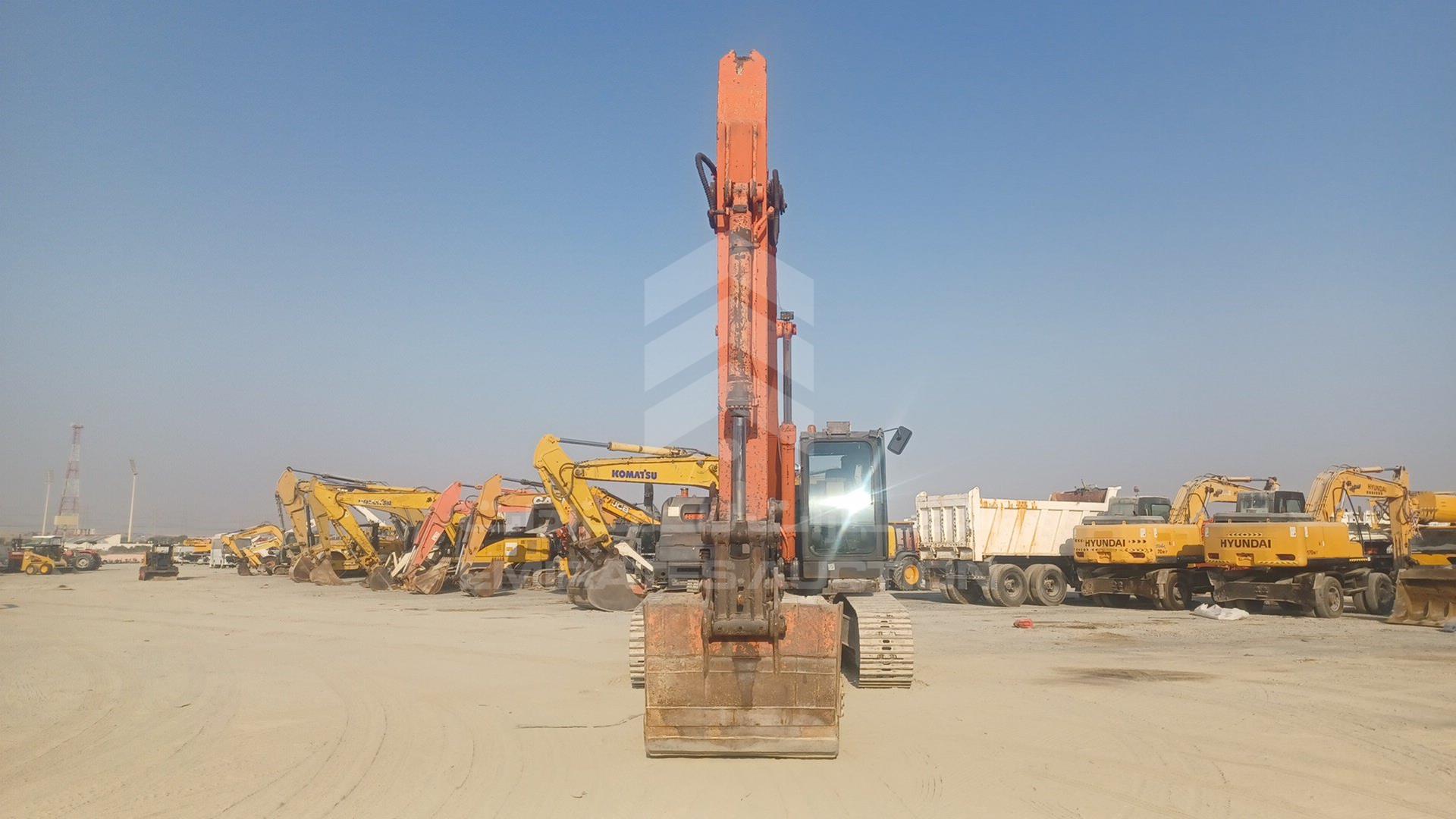 2016 HITACHI EXCAVATOR VIN: HHEAXA00J00100363