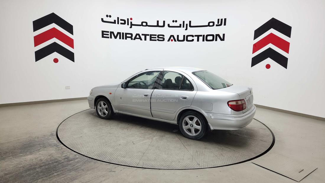 نيسان صني 2001 — الجانب الأيسر — صورة 40