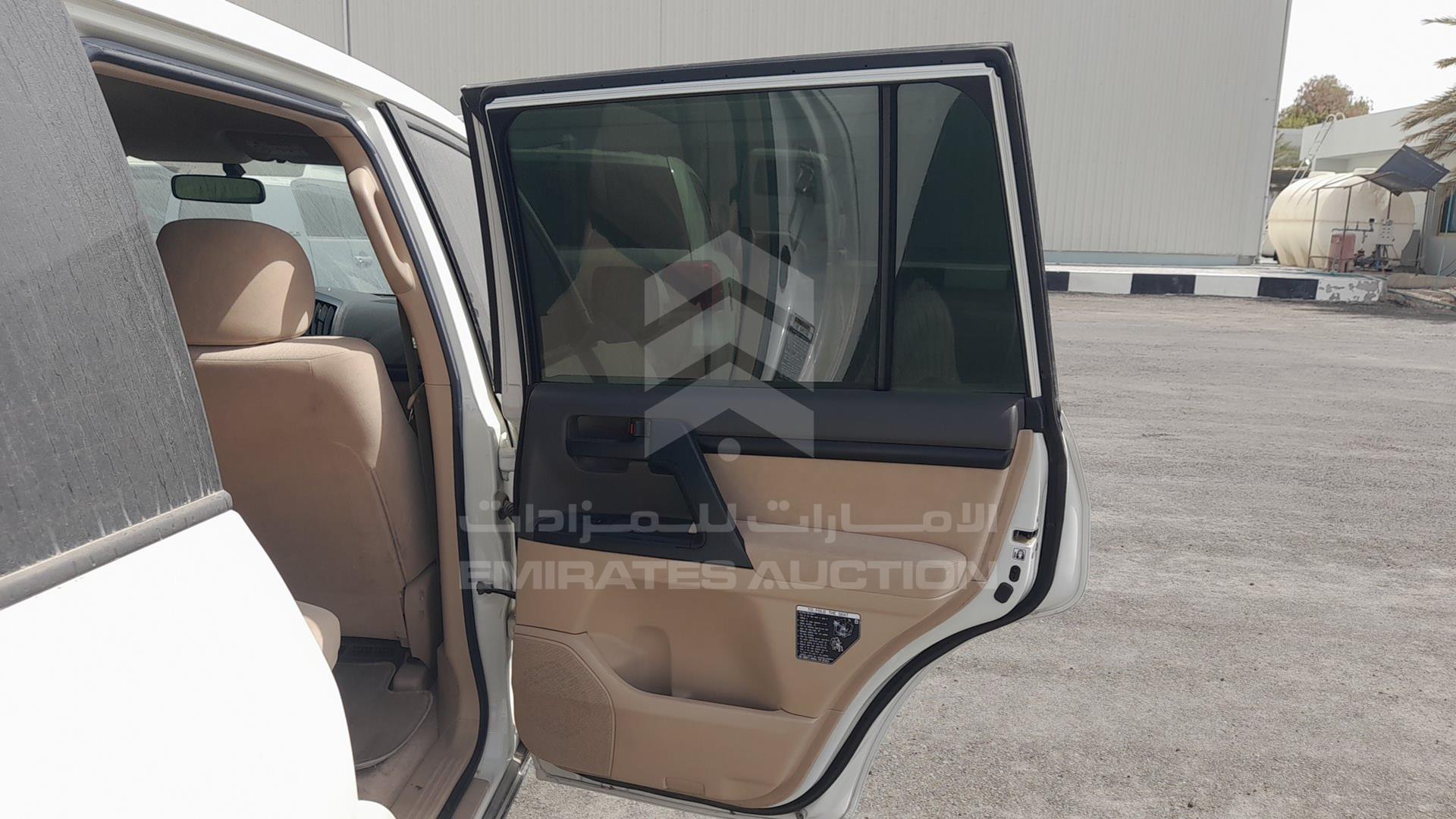 2013 TOYOTA LAND CRUISER VIN: JTMDU09J6D5072251