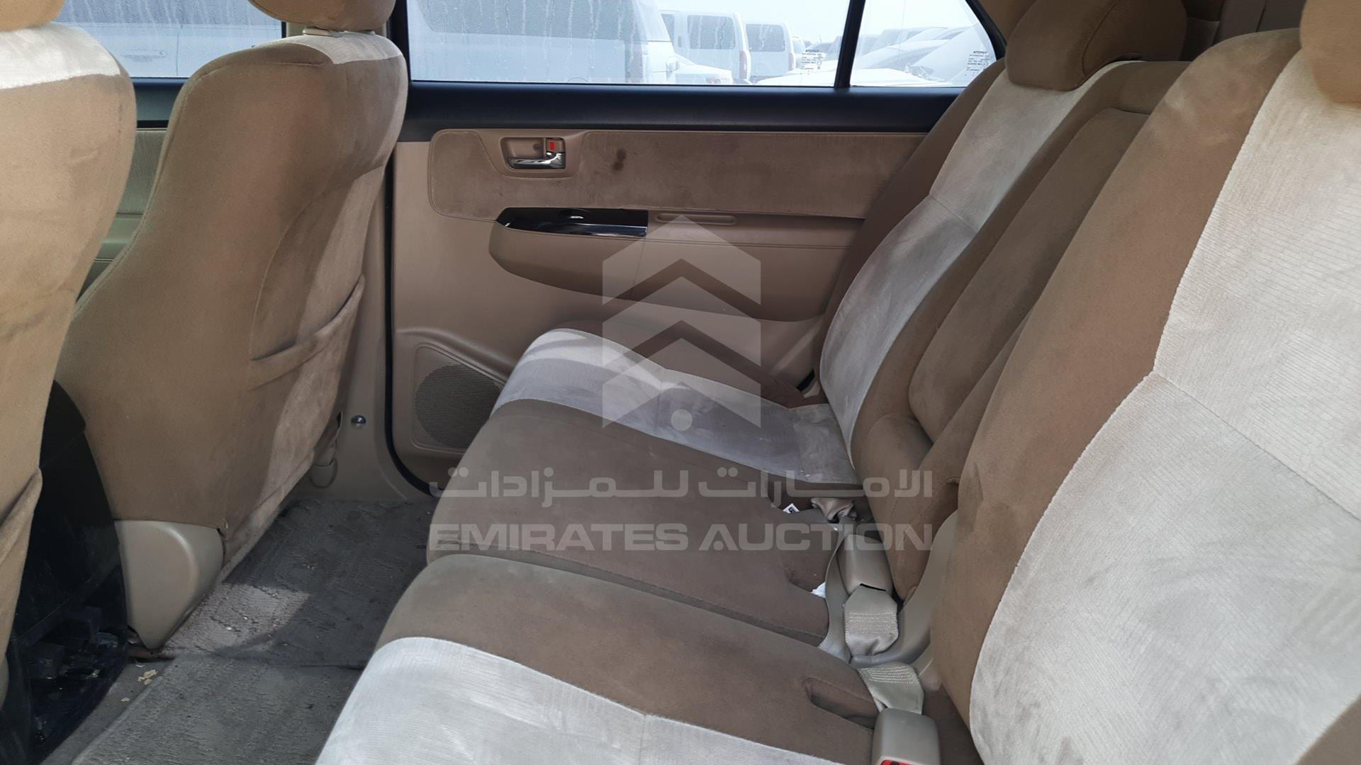 2014 TOYOTA FORTUNER VIN: MHFYU59GXE7032347