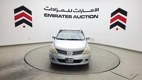 2009 Nissan — 360-degree view — Thumbnail