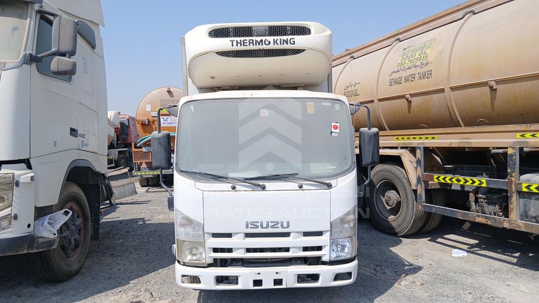 2014 Isuzu NMR — Full Front View — Photo 1