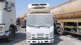 2014 Isuzu NMR — Full Front View — Photo 1 — Thumbnail