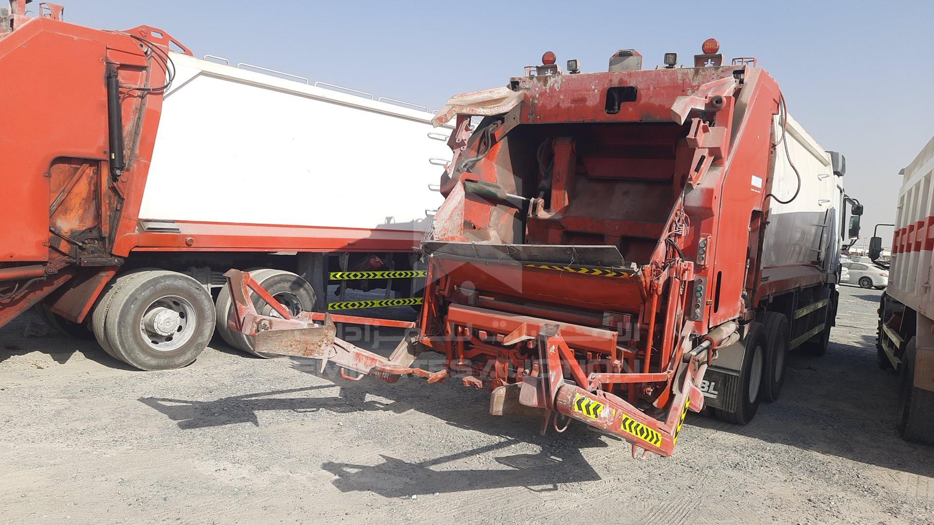 2007 MERCEDES ACTROS VIN: WDAKHCAA77L186531
