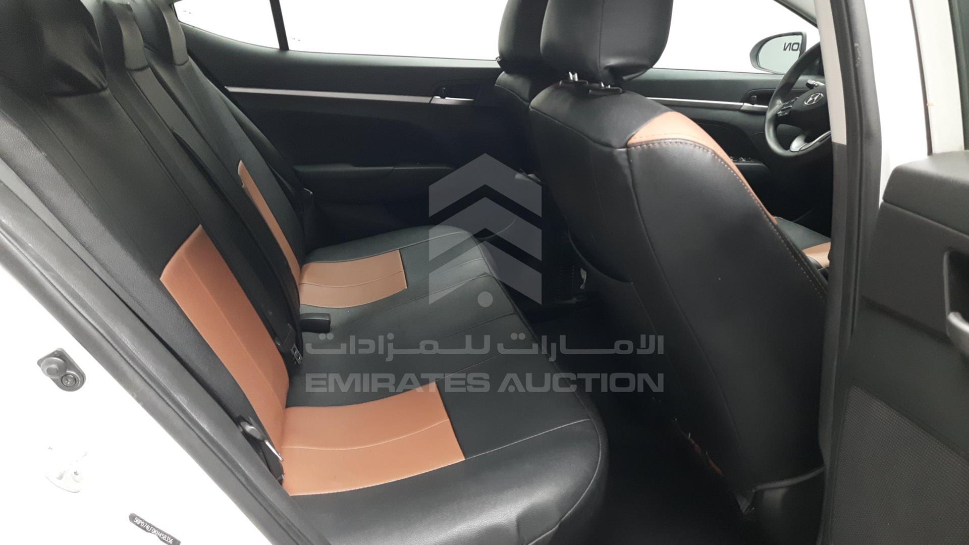 2019 HYUNDAI ELANTRA VIN: 5NPD74LF0KH458356