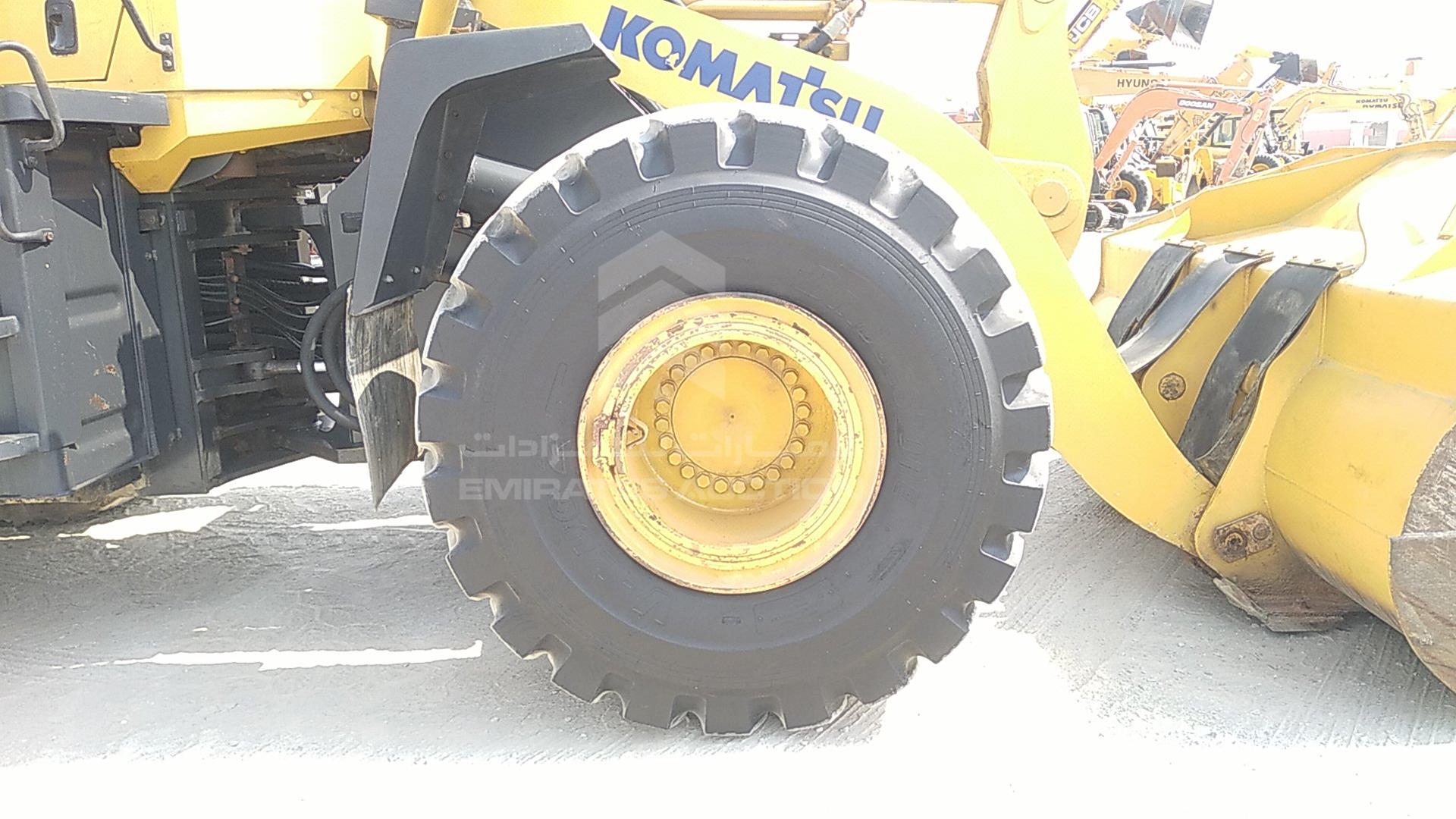 2014 KOMATSU WA470-5 VIN: W09570142
