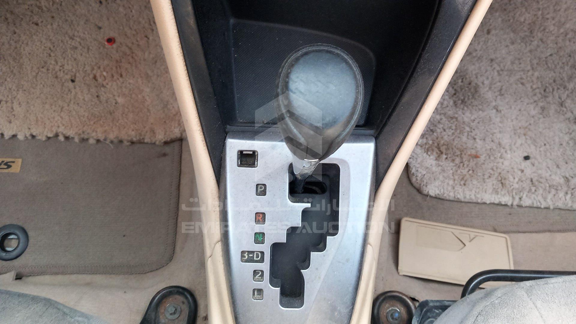 2015 TOYOTA YARIS VIN: MHFBT9F31F6025182
