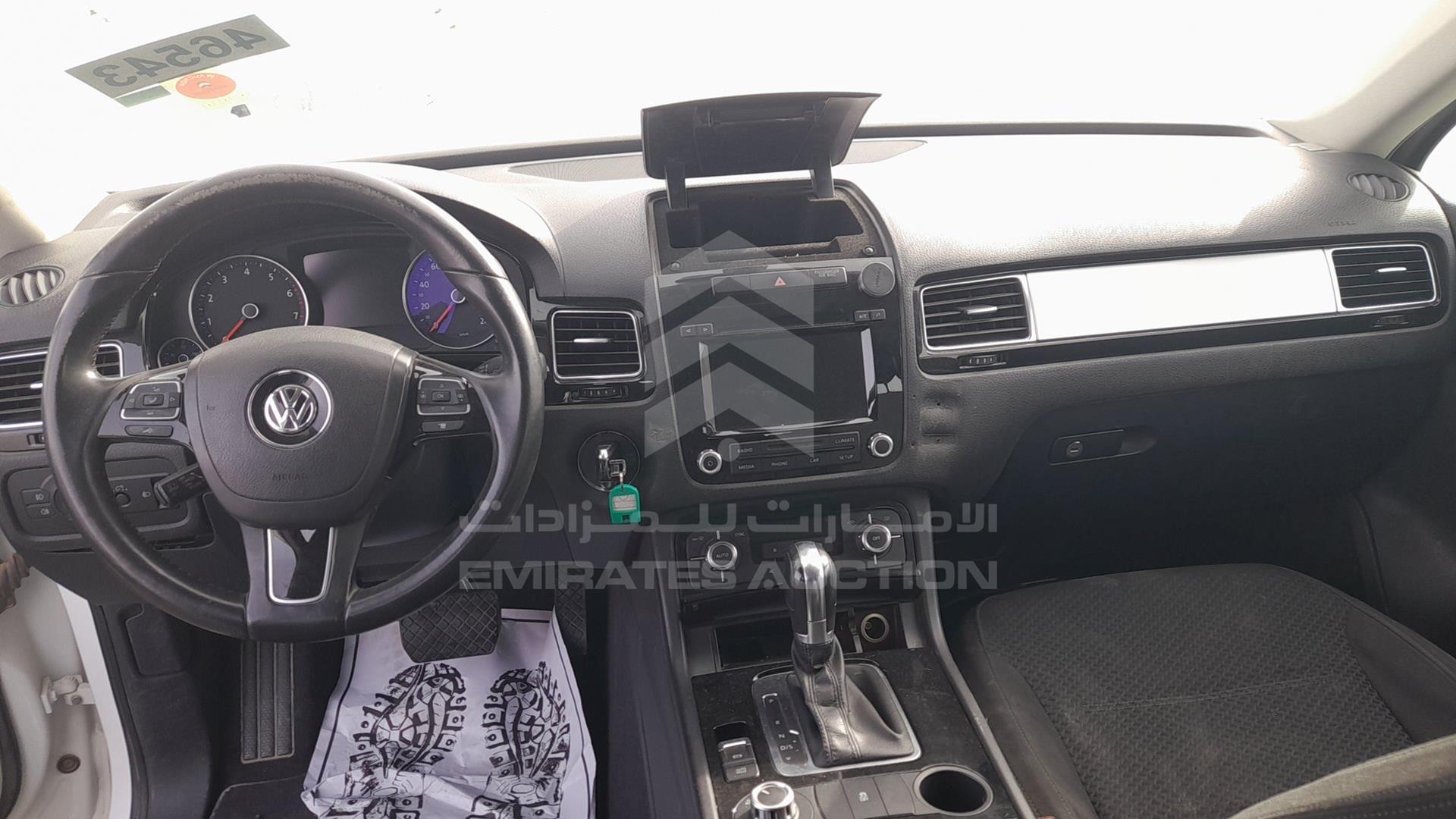 2013 VOLKSWAGEN TOUAREG VIN: WVGBC2BP7DD000304