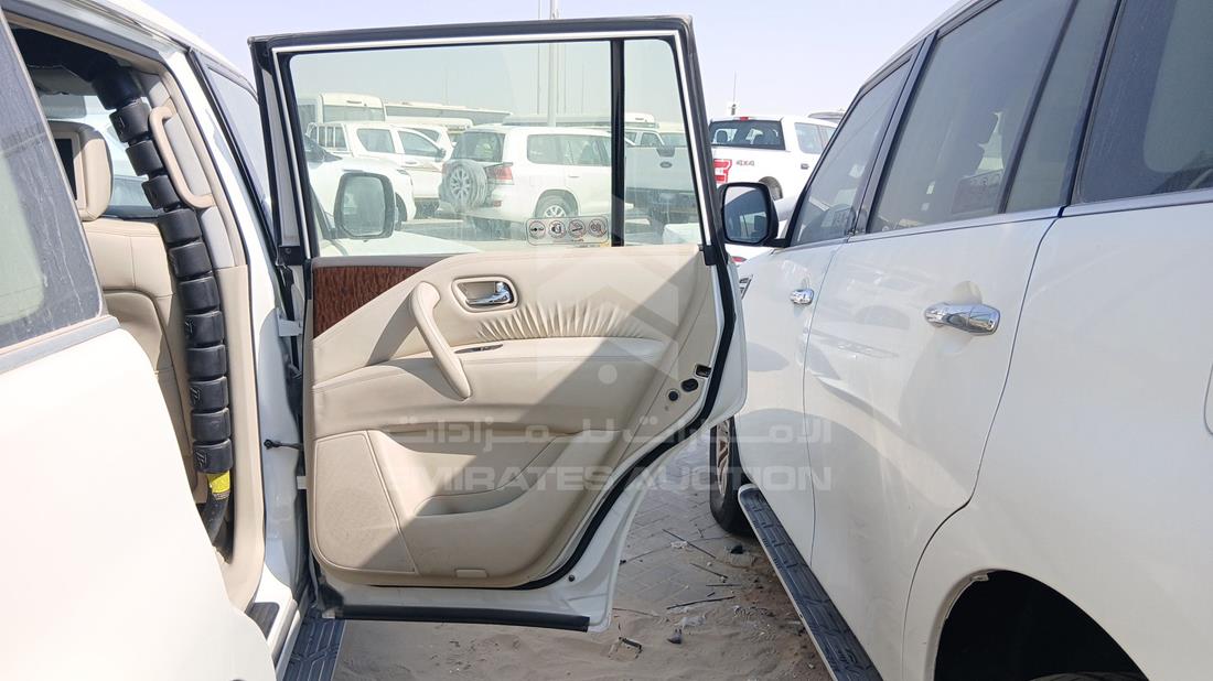 نيسان باترول 2019 — الباب الخلفي الأيمن — صورة 21