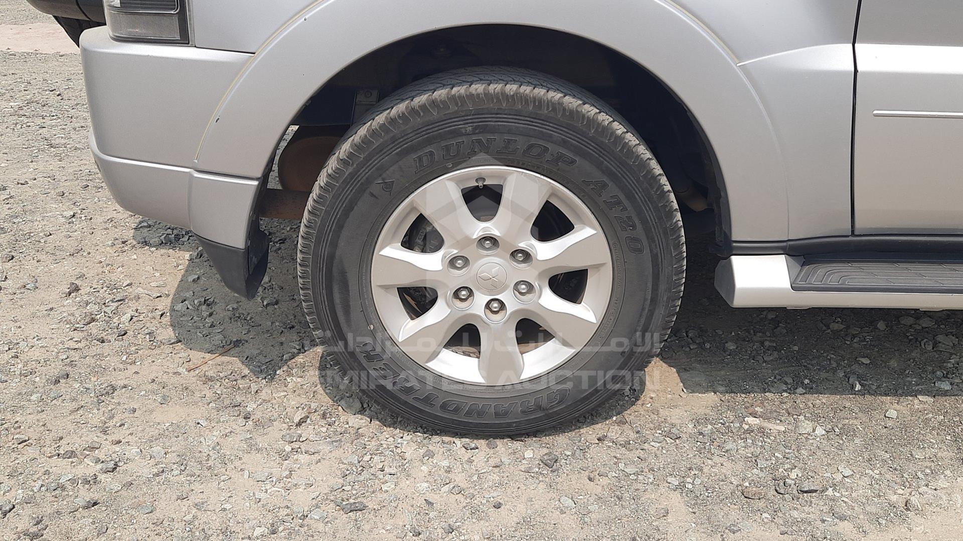 2016 MITSUBISHI PAJERO VIN: JMYMRV85WGJ730396