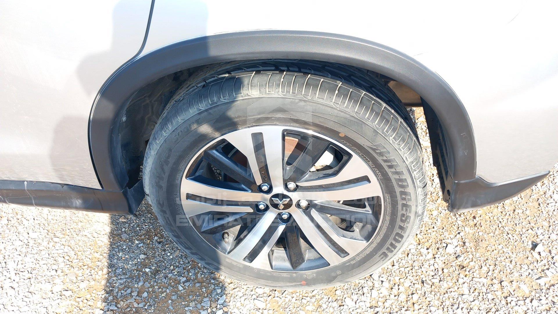 2024 MITSUBISHI ASX VIN: JE4LPT1U5RU700992