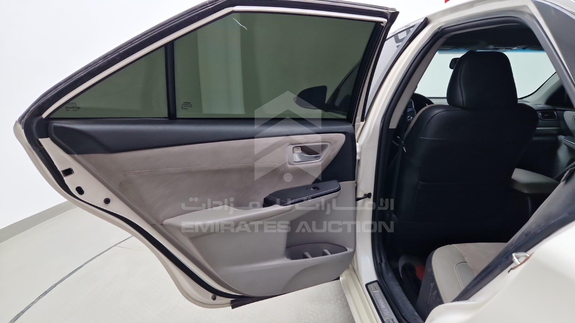 2016 TOYOTA CAMRY VIN: 4T1BF1FKXGU971074