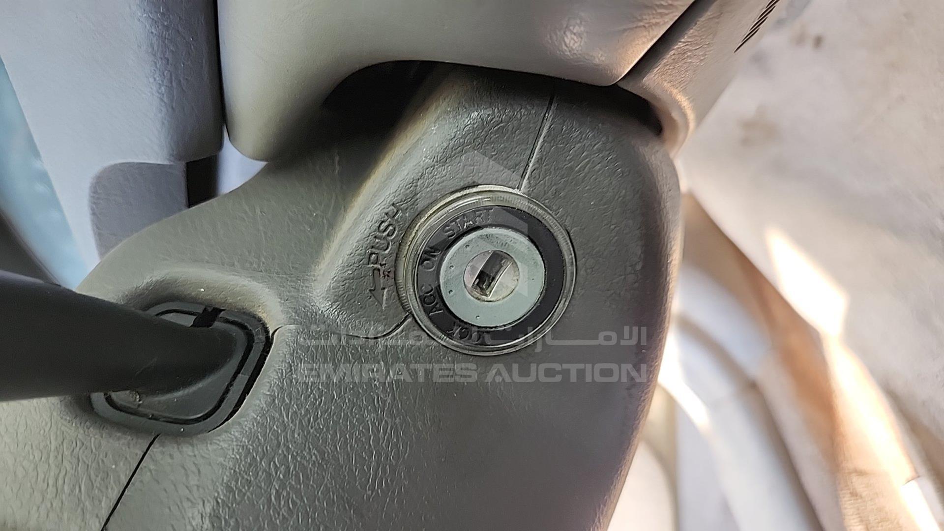 2004 TOYOTA CAMRY VIN: 4T1BE32K94U371615