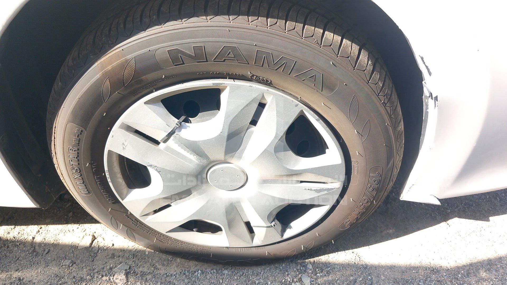 2016 TOYOTA COROLLA VIN: RKLBB9HE4G5156498
