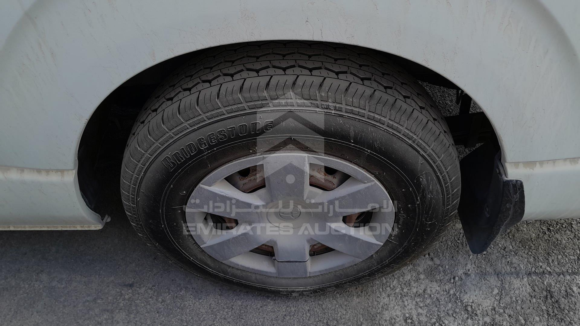 2013 TOYOTA HIACE VIN: JTGJX02P6D0046015