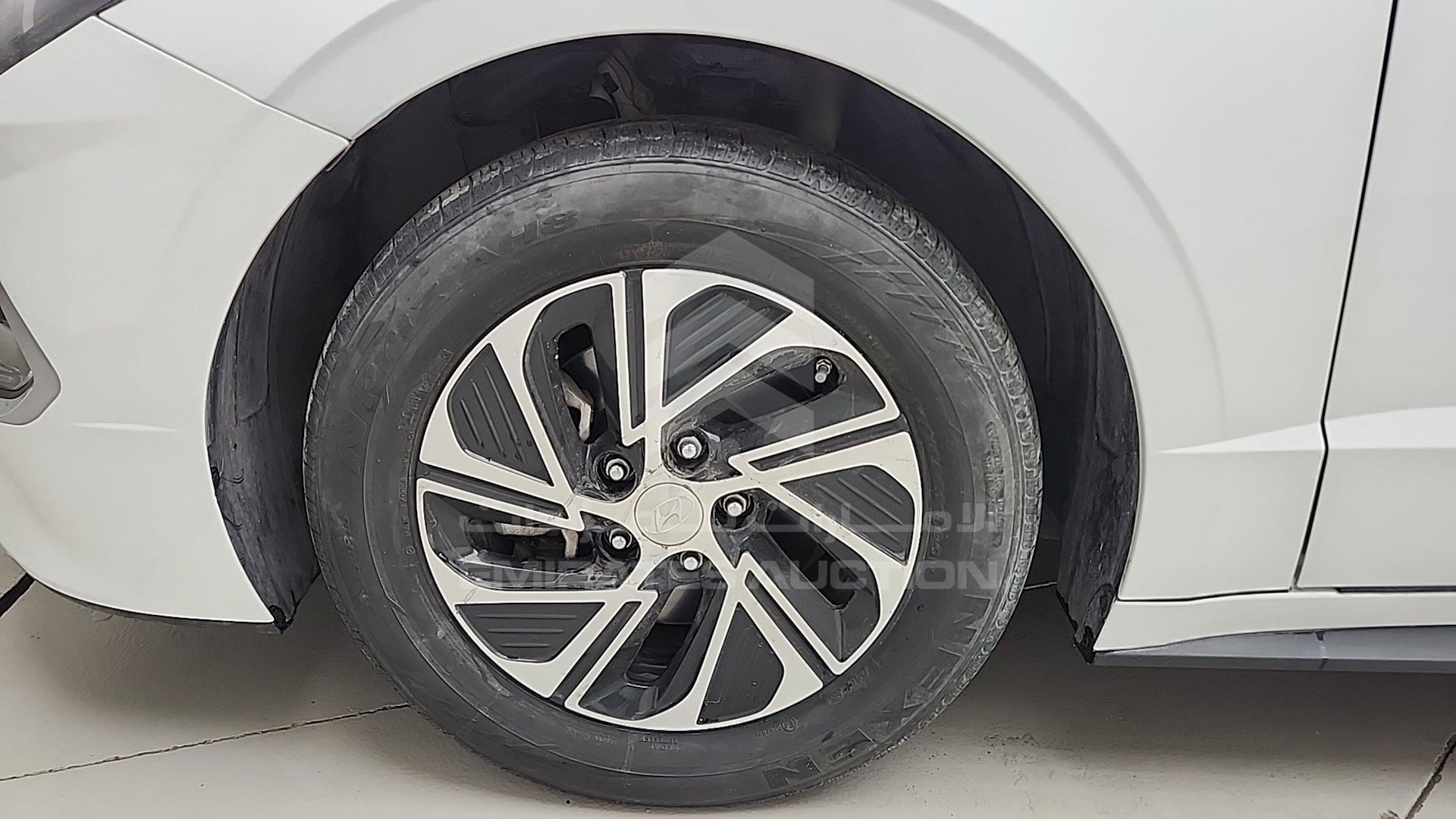 2021 HYUNDAI SONATA VIN: KMHL241J6MA014177
