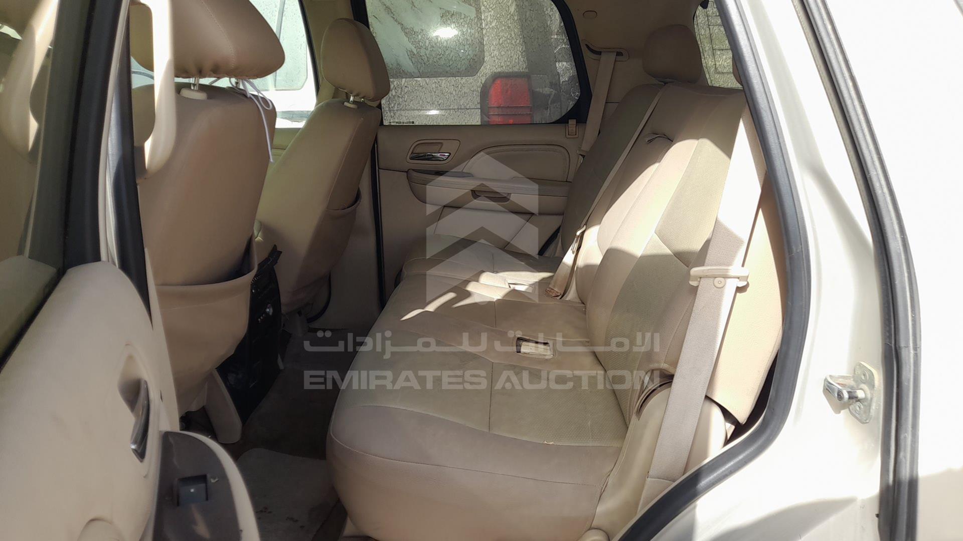 2008 CADILLAC ESCALADE VIN: 1GYFK63818R164058