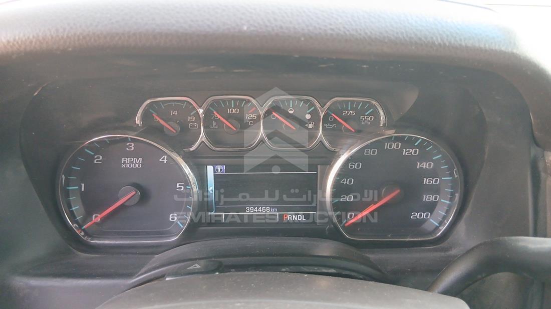 2019 Chevrolet Suburban — Odometer Reading — Photo 2